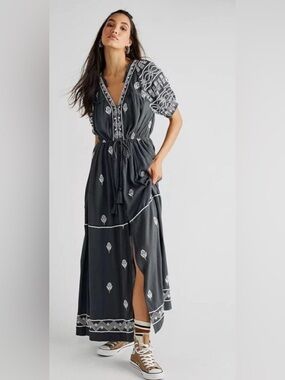 Free People Riley Embroidered Midi Dress in Grey Size L, EUC